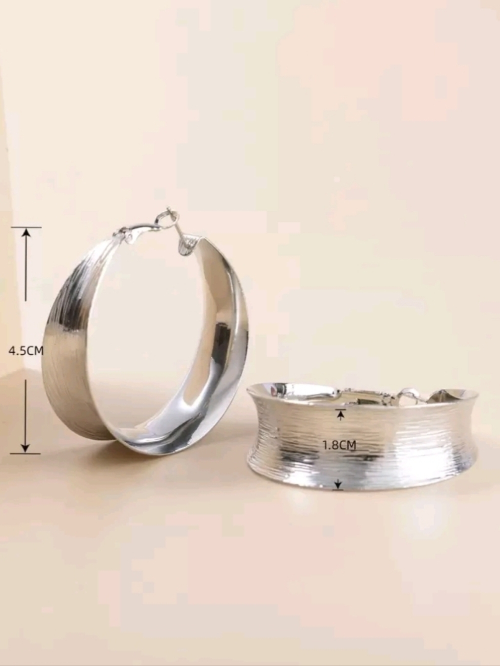 NEW! Silver Plated Classic Chunky Wide Textured Graduated Large Hoop Earrings - Picture 3 of 4